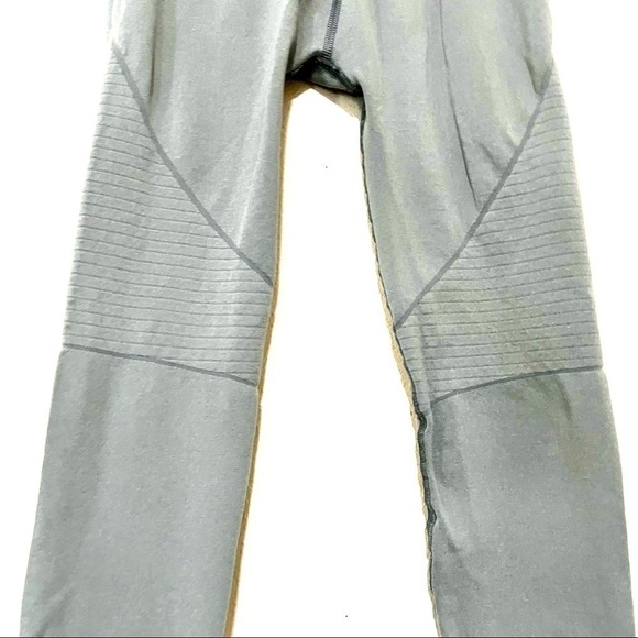 Alphalete Revival Dusty Green High waist Leggings Tights womens size XS - Picture 7 of 11